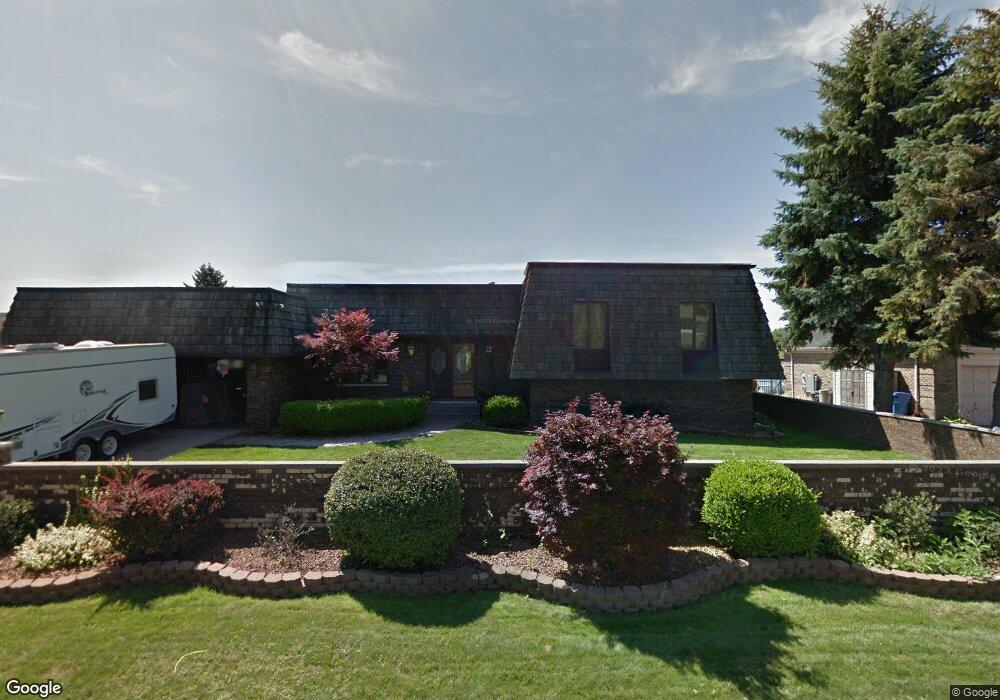 2820 Riverwood Ct, Port Huron, MI 48060 - photo 1