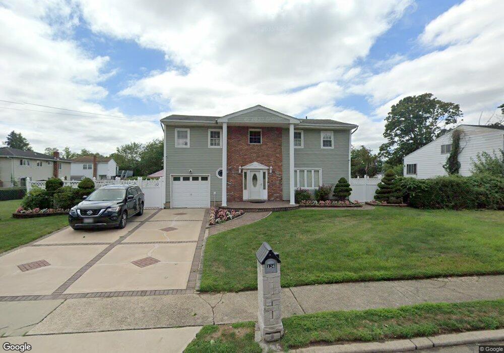 124 Schleigel Blvd, Amityville, NY 11701 - photo 1