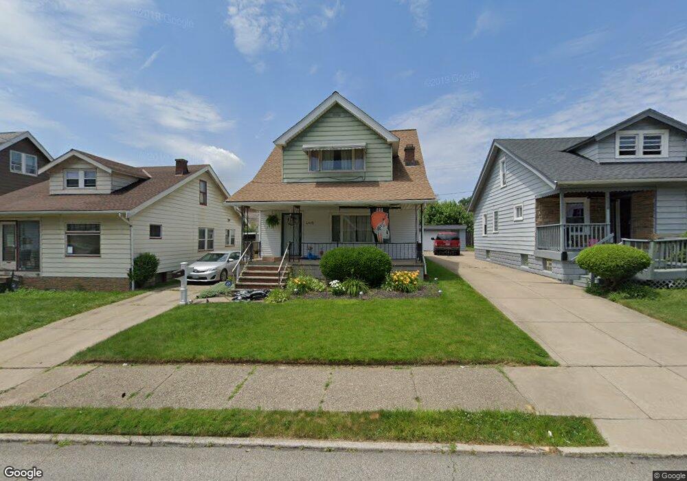 5242 Joseph St, Maple Heights, OH 44137 - photo 1