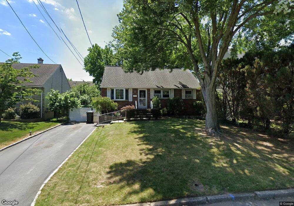 23 S Mckinley Ave, Iselin, NJ 08830 - photo 1