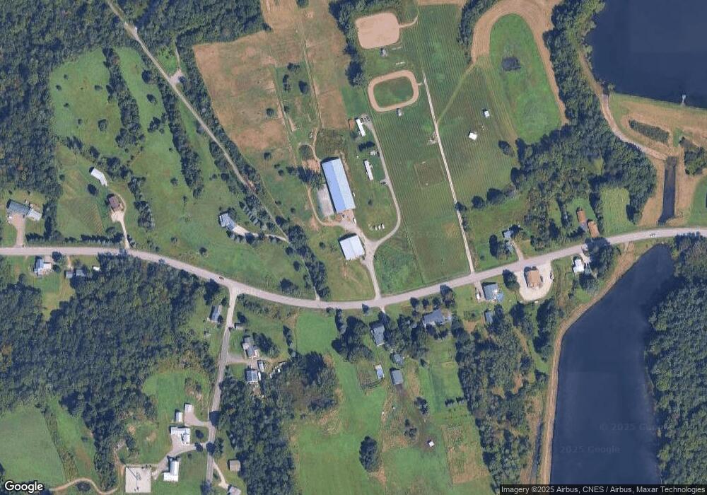 8 Stable Rd, Fairfax, VT 05454 - photo 1