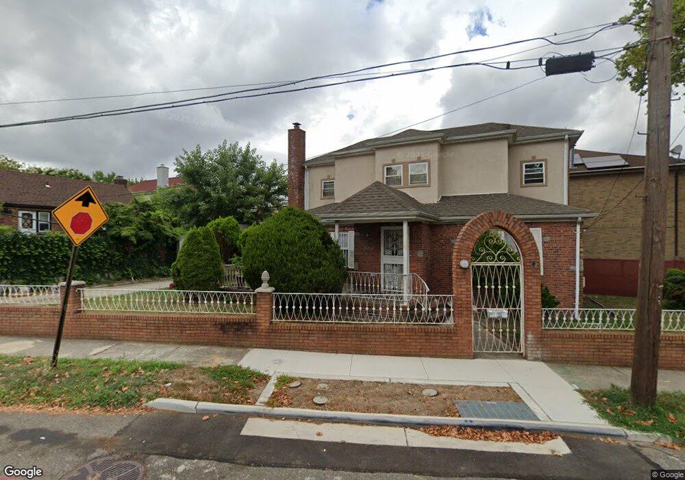 187-07 50th Ave, Fresh Meadows, NY 11365 - photo 1