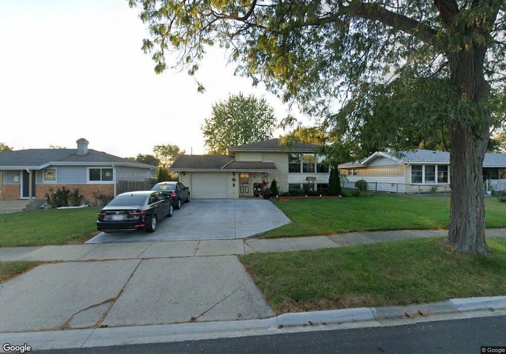 3220 Newcastle Rd, Waukegan, IL 60087 - photo 1