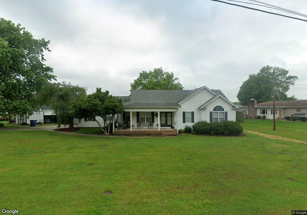 411 Dow Dr, Shelbyville, TN 37160 - photo 1