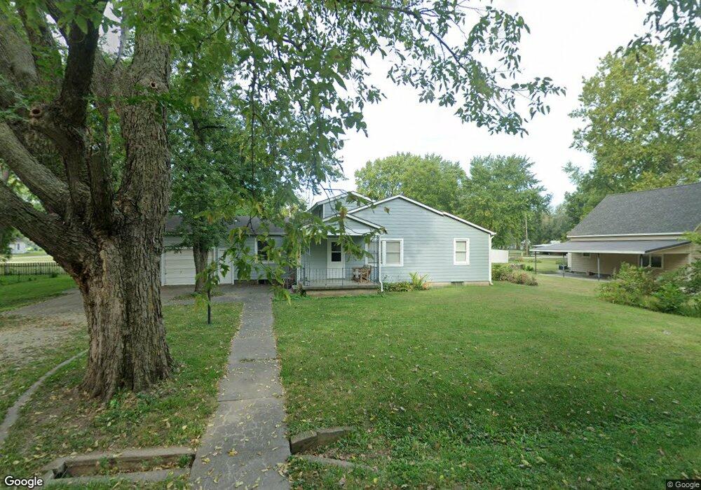 529 Navarre St, Rossville, KS 66533 - photo 1