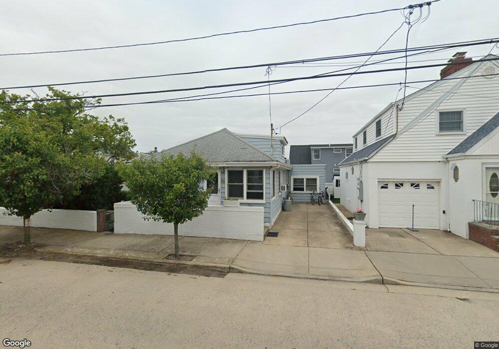 88 Parkside Ave, Point Lookout, NY 11569 - photo 1
