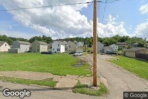 1014 Market St, Zanesville, OH 43701