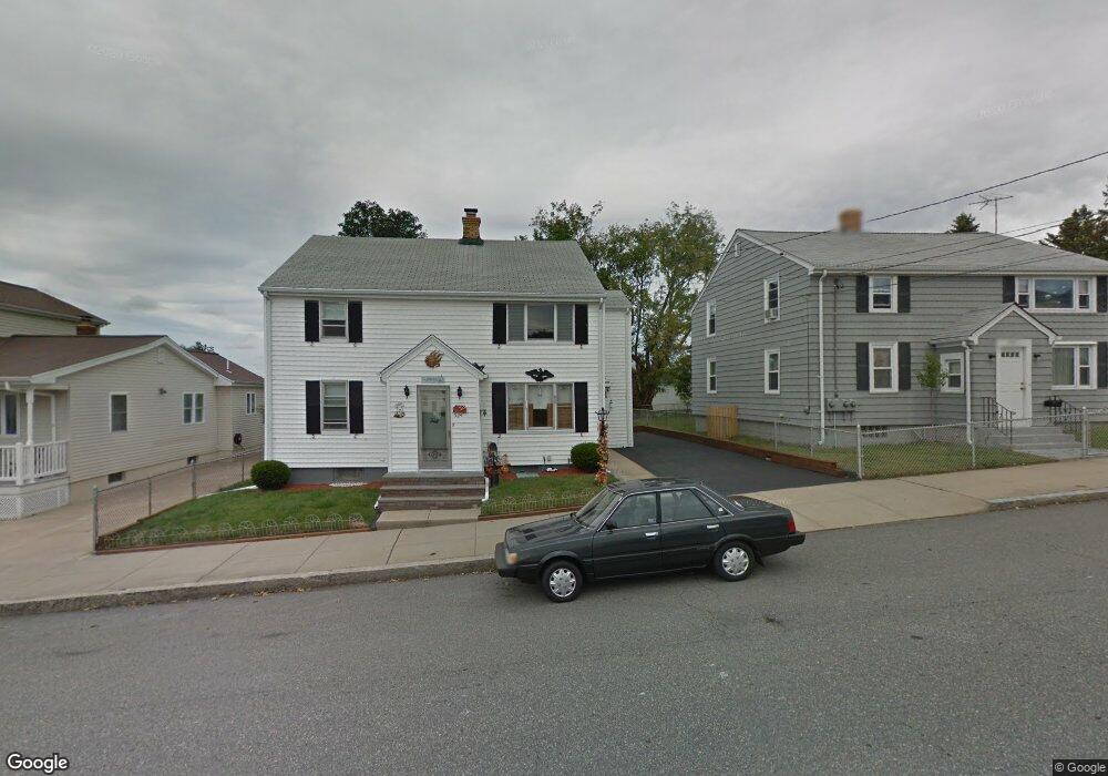 524 Woodman St, Fall River, MA 02724 - photo 1