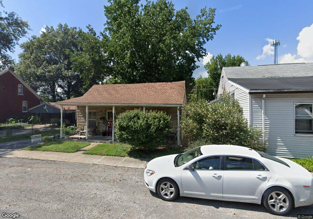 209 N Main St, Freeburg, IL 62243 - photo 1