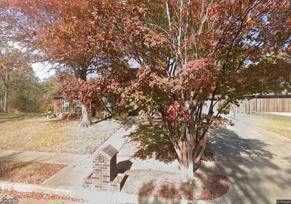 1501 Donna Ln, Bedford, TX 76022 - photo 1