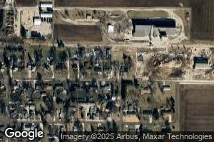 507 1/2 E Fifer St, Colfax, IL 61728