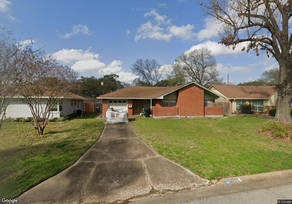 1206 W 30th St, Houston, TX 77018 - photo 1