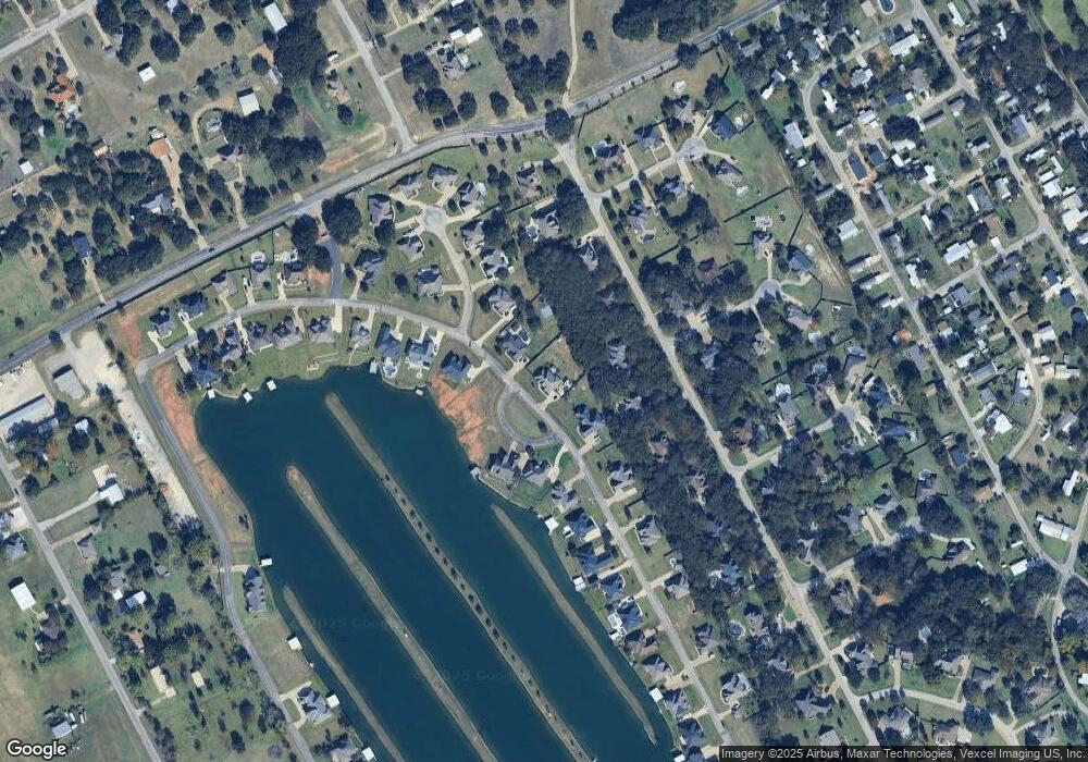 4011 Upper Lake Cir, Granbury, TX 76049 - photo 1