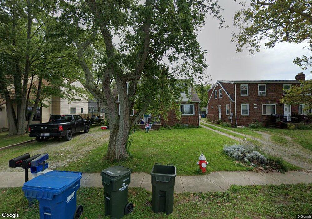 5240 Edgewater Dr, Sheffield Lake, OH 44054 - photo 1