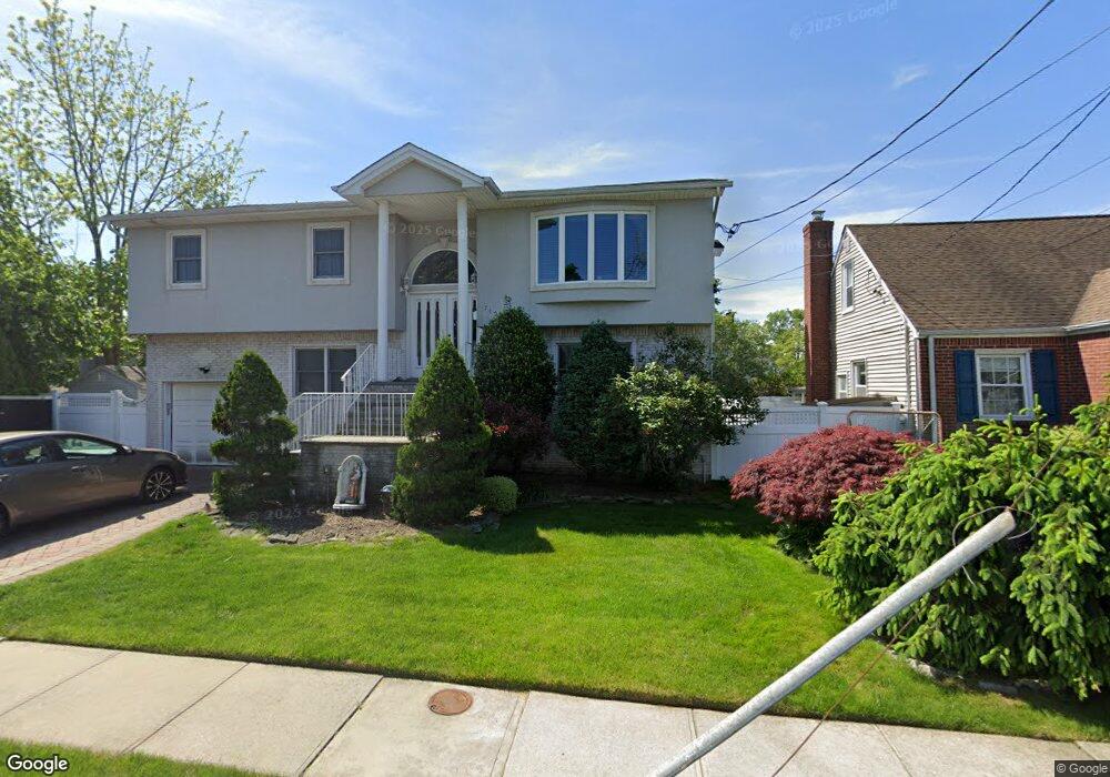 713 Elm St, Franklin Square, NY 11010 - photo 1