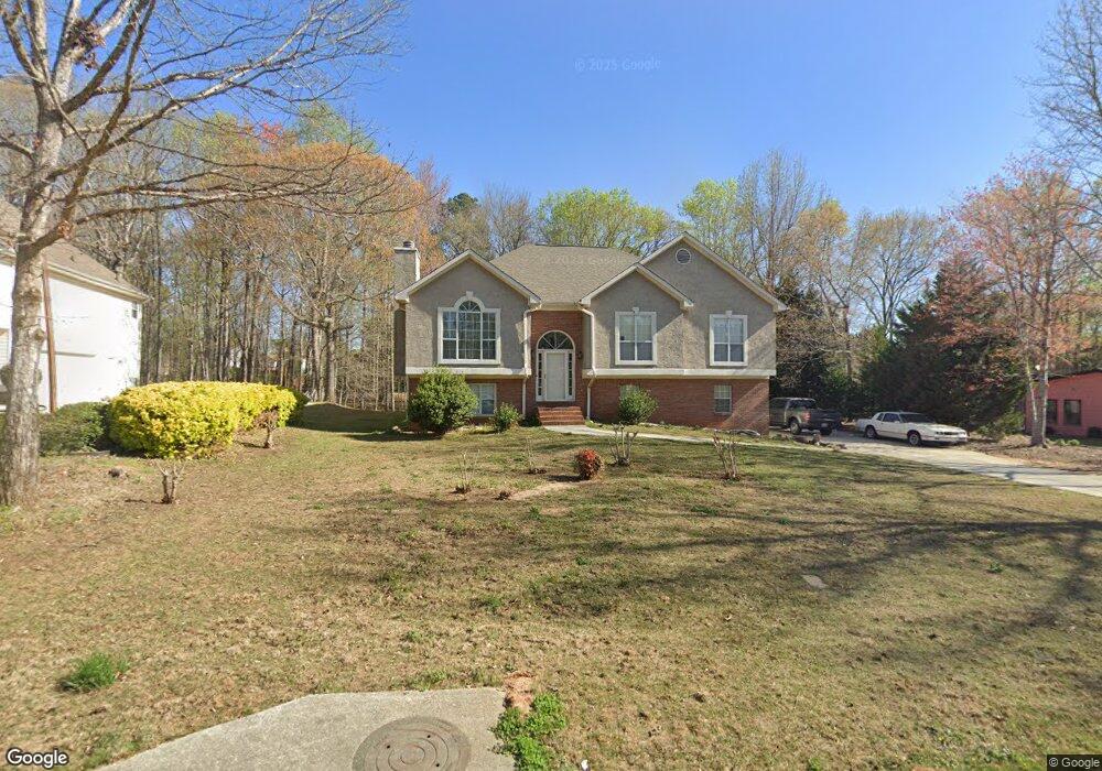 2400 Runnymede Ct unit III, Jonesboro, GA 30236 - photo 1