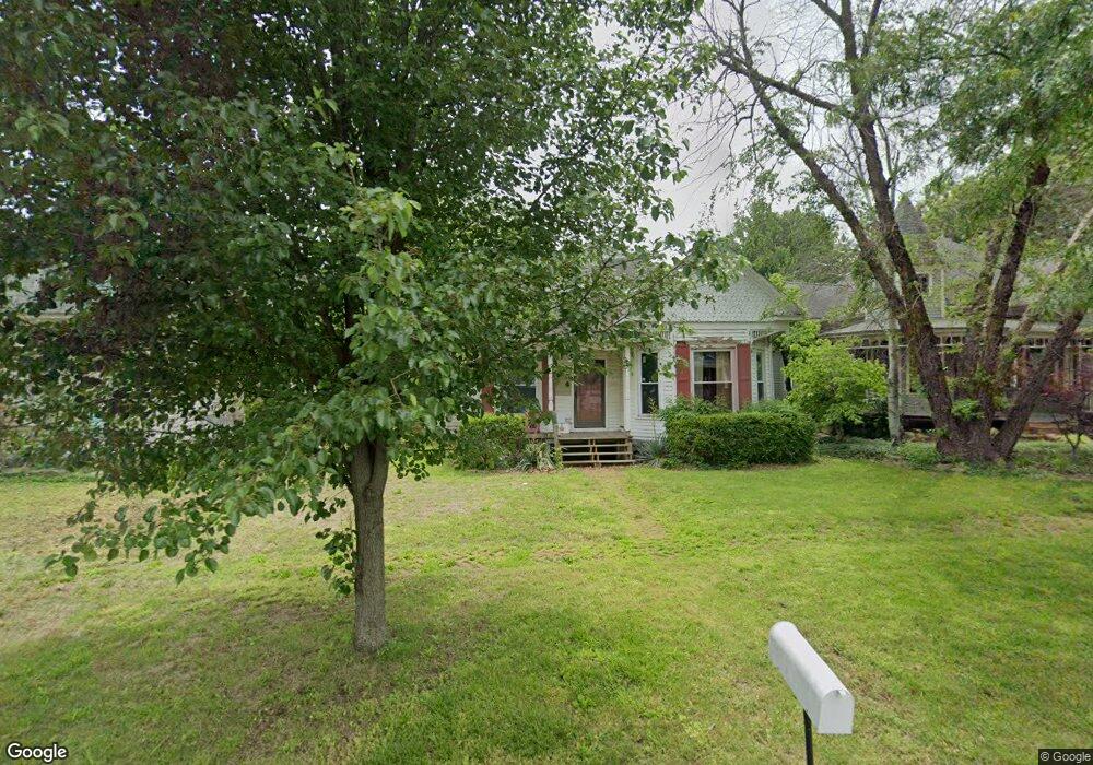 1606 Dirr Ave, Parsons, KS 67357 - photo 1