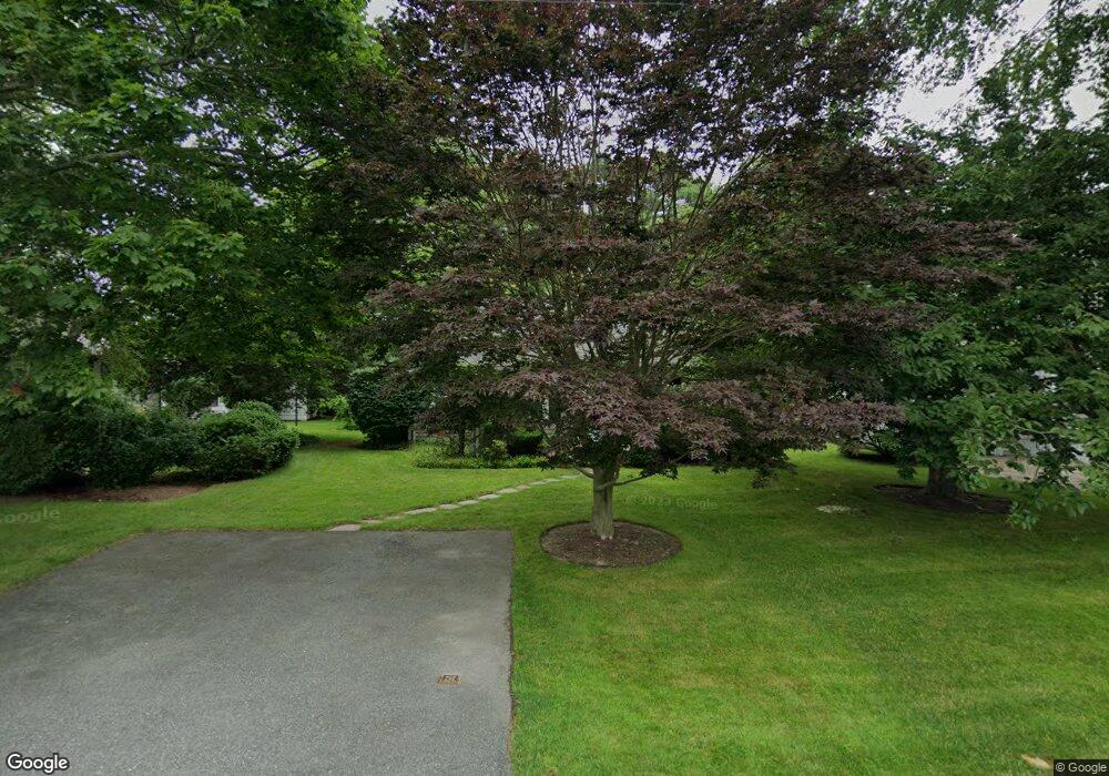 45 Chestnut St, South Dartmouth, MA 02748 - photo 1