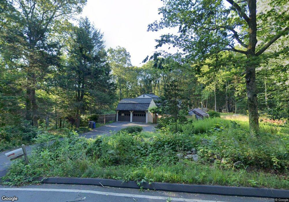 32 Calvin Rd, Weston, CT 06883 - photo 1