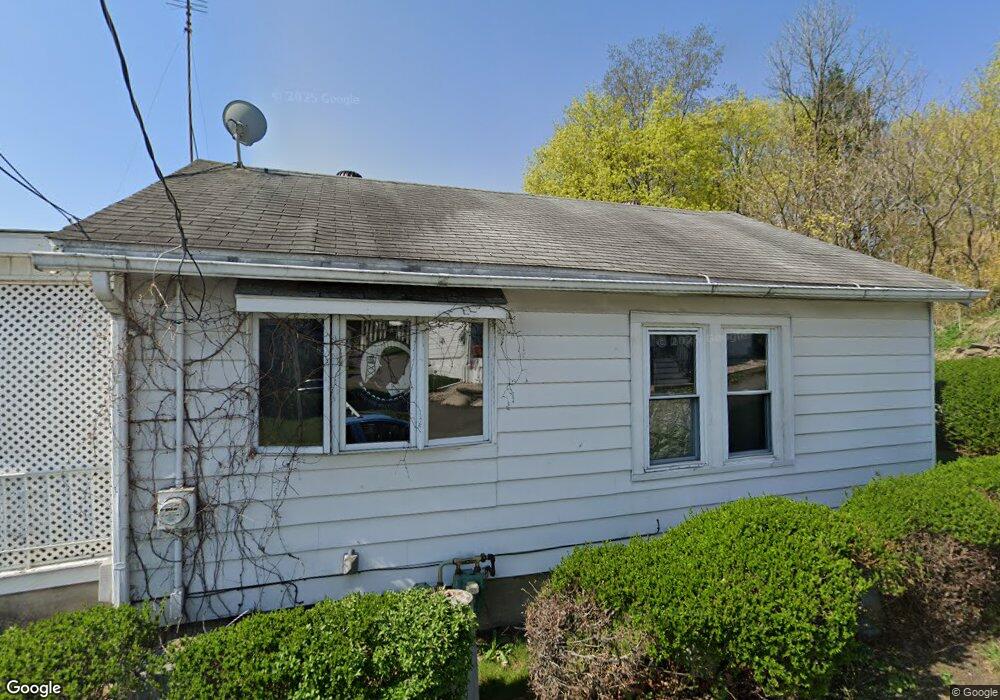 765 Jefferson Ave unit R, Jermyn, PA 18433 - photo 1