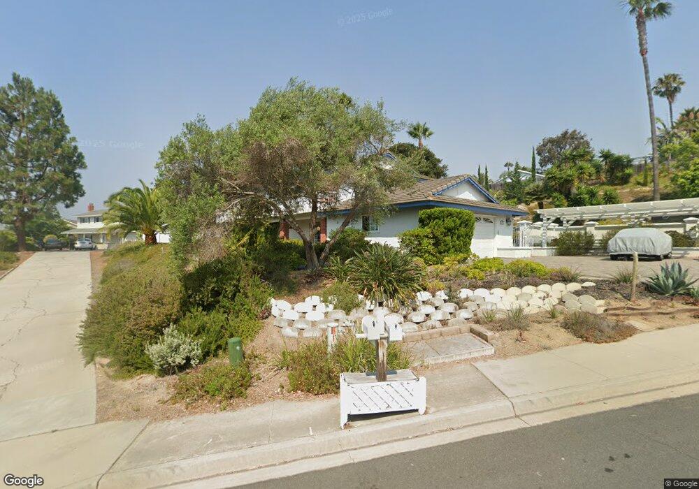 4905 Via Hinton, Carlsbad, CA 92008 - photo 1