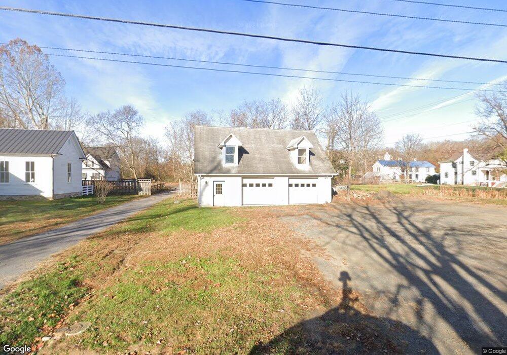 23237 Meetinghouse Ln, Aldie, VA 20105 - photo 1