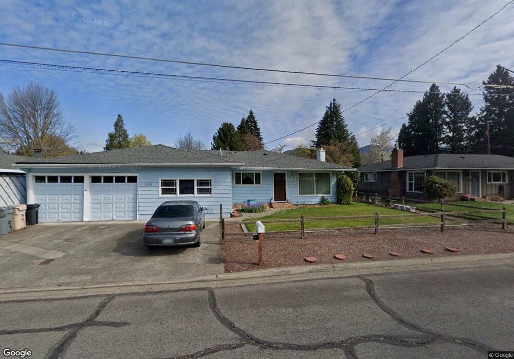 1210 SE Oriole St, Grants Pass, OR 97526 - photo 1