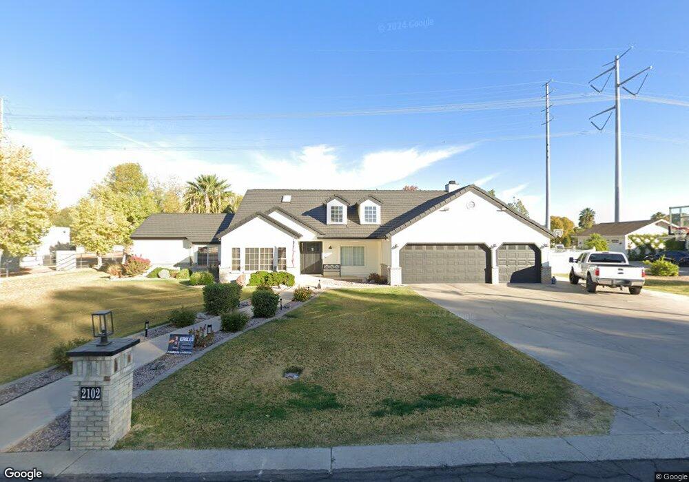 2102 E Vaughn Ave, Gilbert, AZ 85234 - photo 1