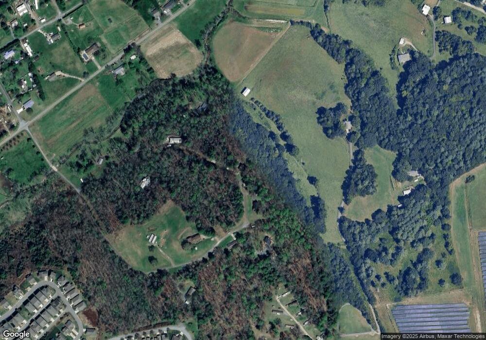 105 Hillcrest Ct, Leicester, NC 28748 - photo 1