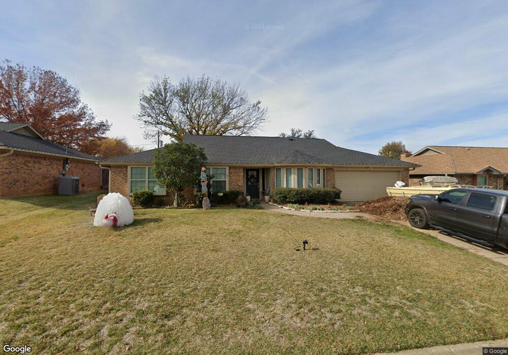 7613 Hunt Dr, North Richland Hills, TX 76182 - photo 1