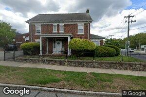 42 Elsie St, Springfield, MA 01109