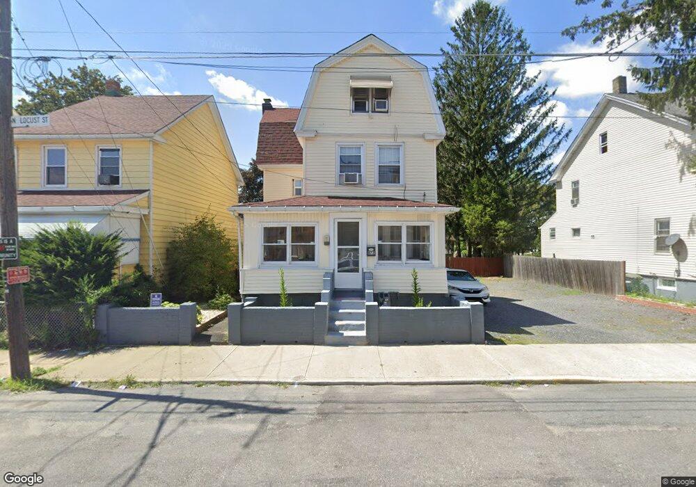 872 N Locust St, Hazleton, PA 18201 - photo 1