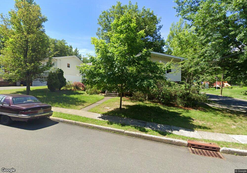 60 W Bayview Ave, Englewood Cliffs, NJ 07632 - photo 1