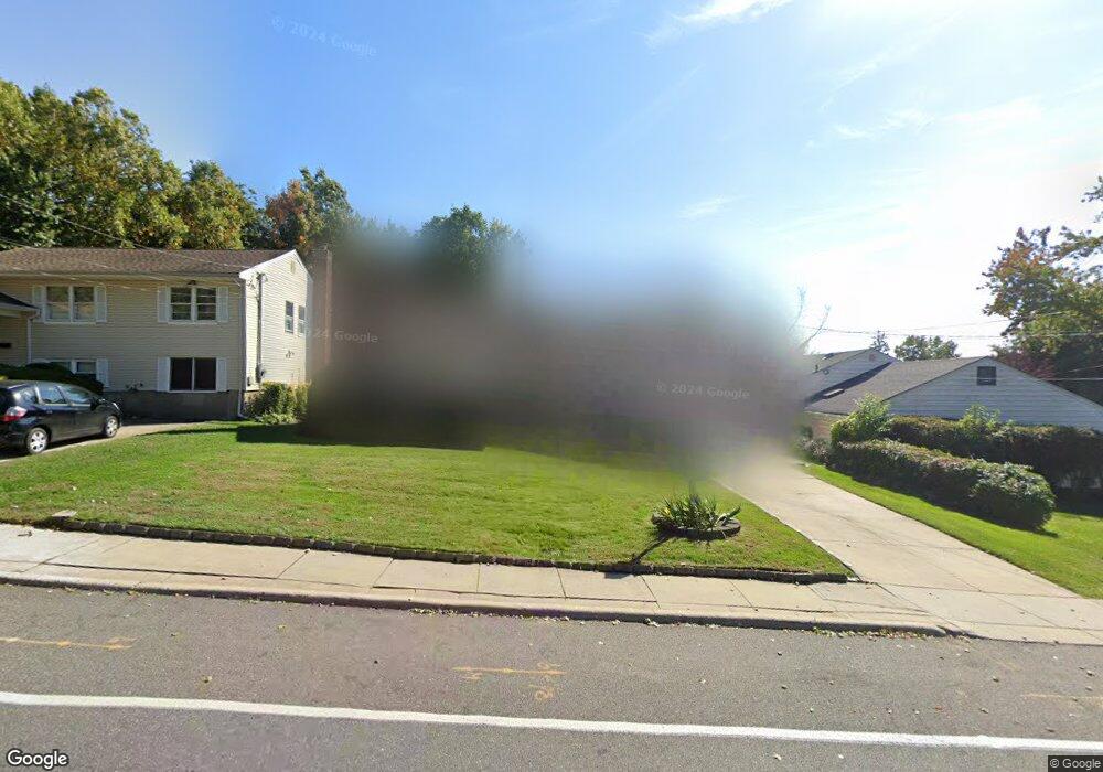 44 Fairview Ave, Great Neck, NY 11023 - photo 1