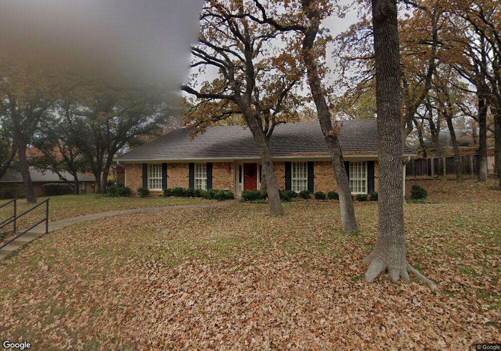 206 Ridgecrest Cir, Denton, TX 76205 - photo 1