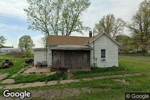 325 Annie Ave, Tovey, IL 62570