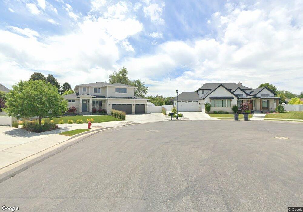 9668 S Spratling Elm Ct, South Jordan, UT 84095 - photo 1