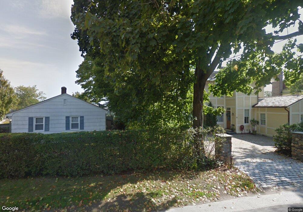 1 1/2 Cliff Terrace, Newport, RI 02840 - photo 1