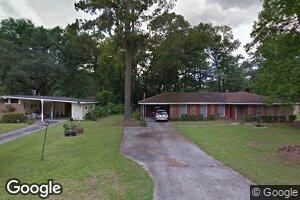 9209 Garland Dr, Savannah, GA 31406
