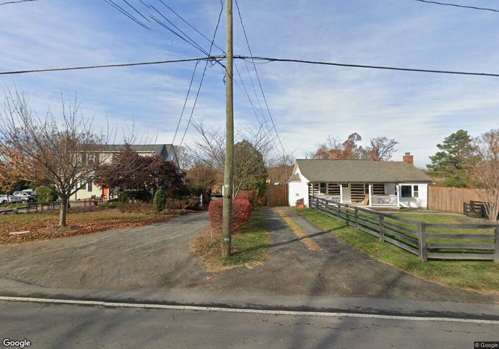 24311 Gum Spring Rd, Sterling, VA 20166 - photo 1