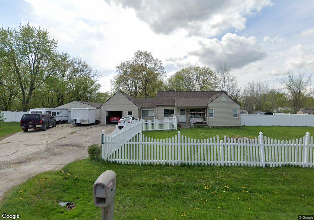 1446 Grassmere Ave, Flint, MI 48532 - photo 1