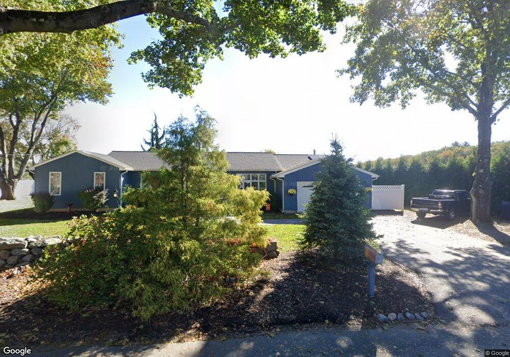 4 Steere St, Greenville, RI 02828 - photo 1