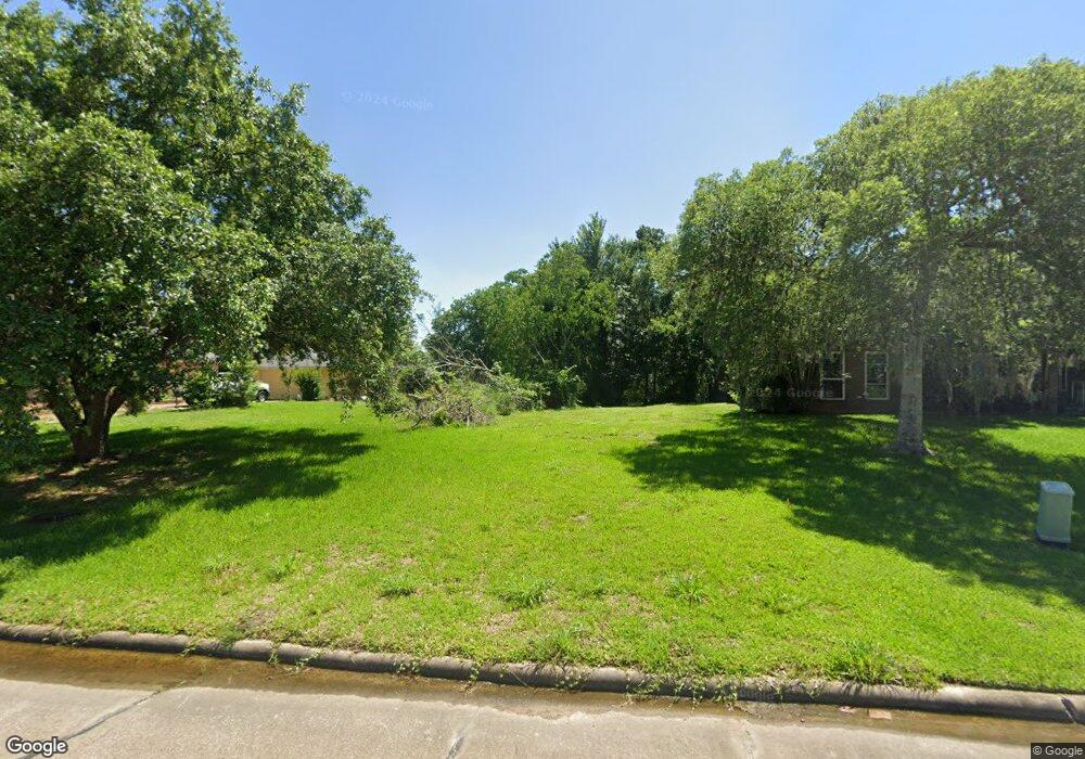 5410 Apple Blossom Ln, Friendswood, TX 77546 - photo 1