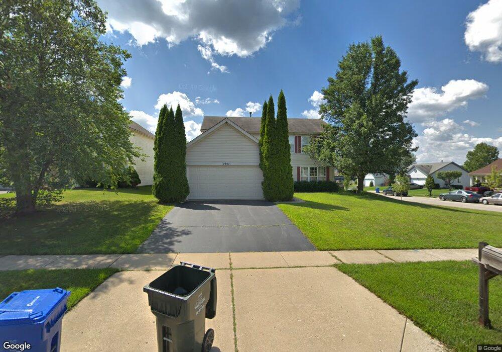 1901 Scott Cir, Carpentersville, IL 60110 - photo 1