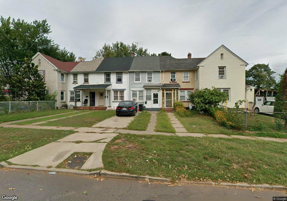 13 Mitchell Ave, New Brunswick, NJ 08901 - photo 1