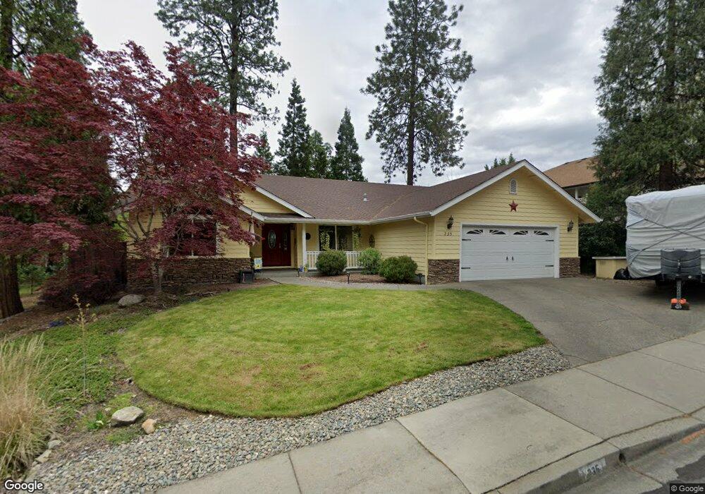 235 Curtis, Grantspass, OR 97526 - photo 1