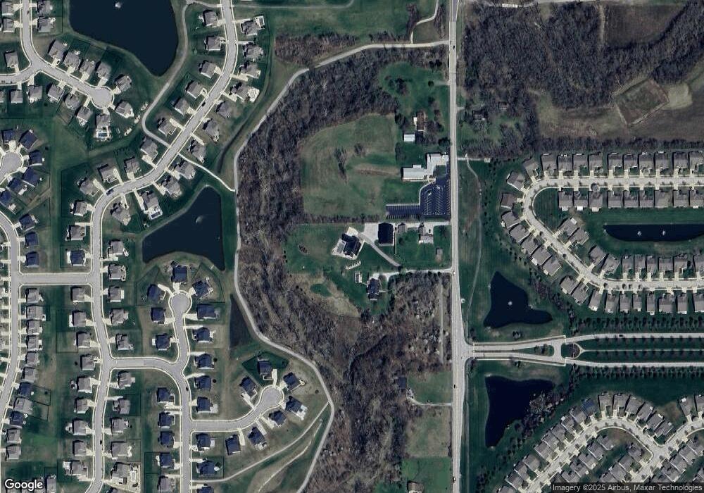 13055 Cyntheanne Rd, Fishers, IN 46037 - photo 1