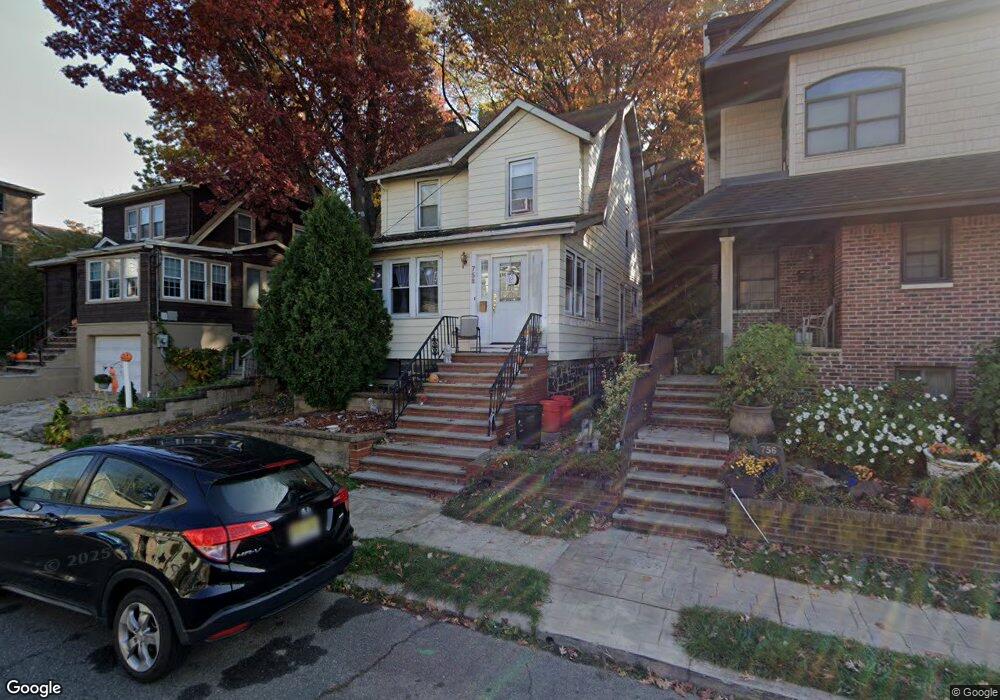 758 Williams Place, Cliffside Park, NJ 07010 - photo 1