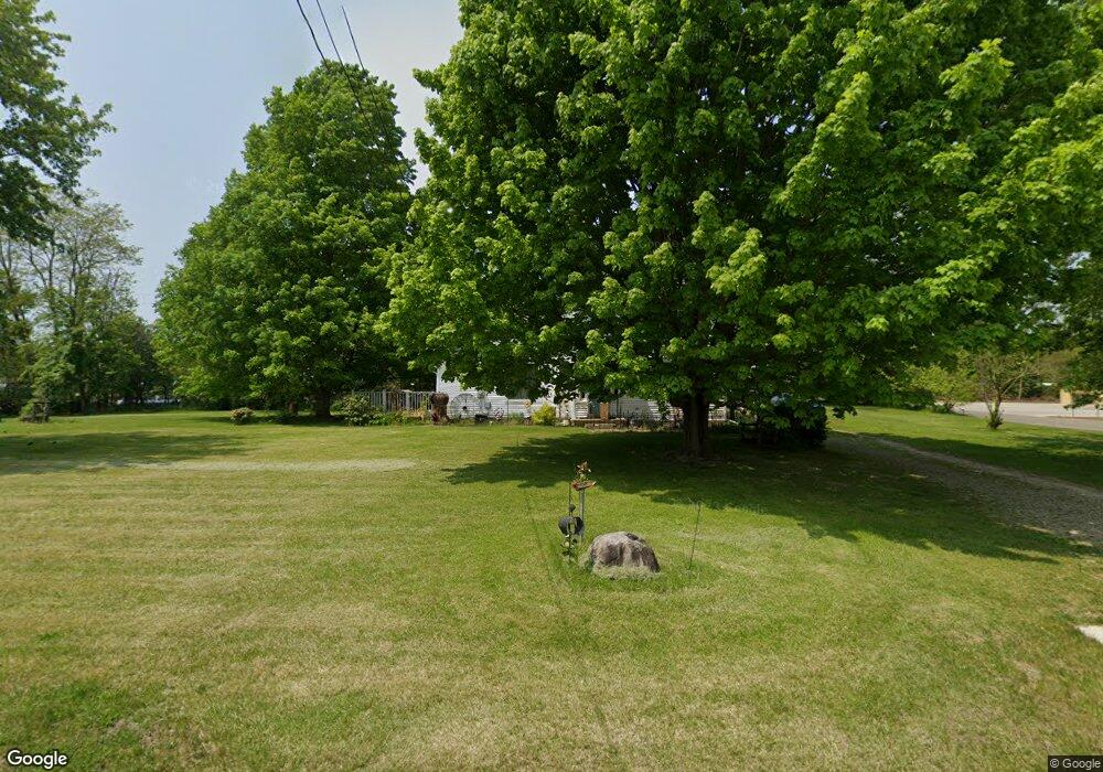 719 N Walnut St, Lagrange, IN 46761 - photo 1