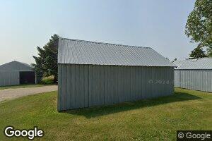 305 Spruce St E, Gackle, ND 58442